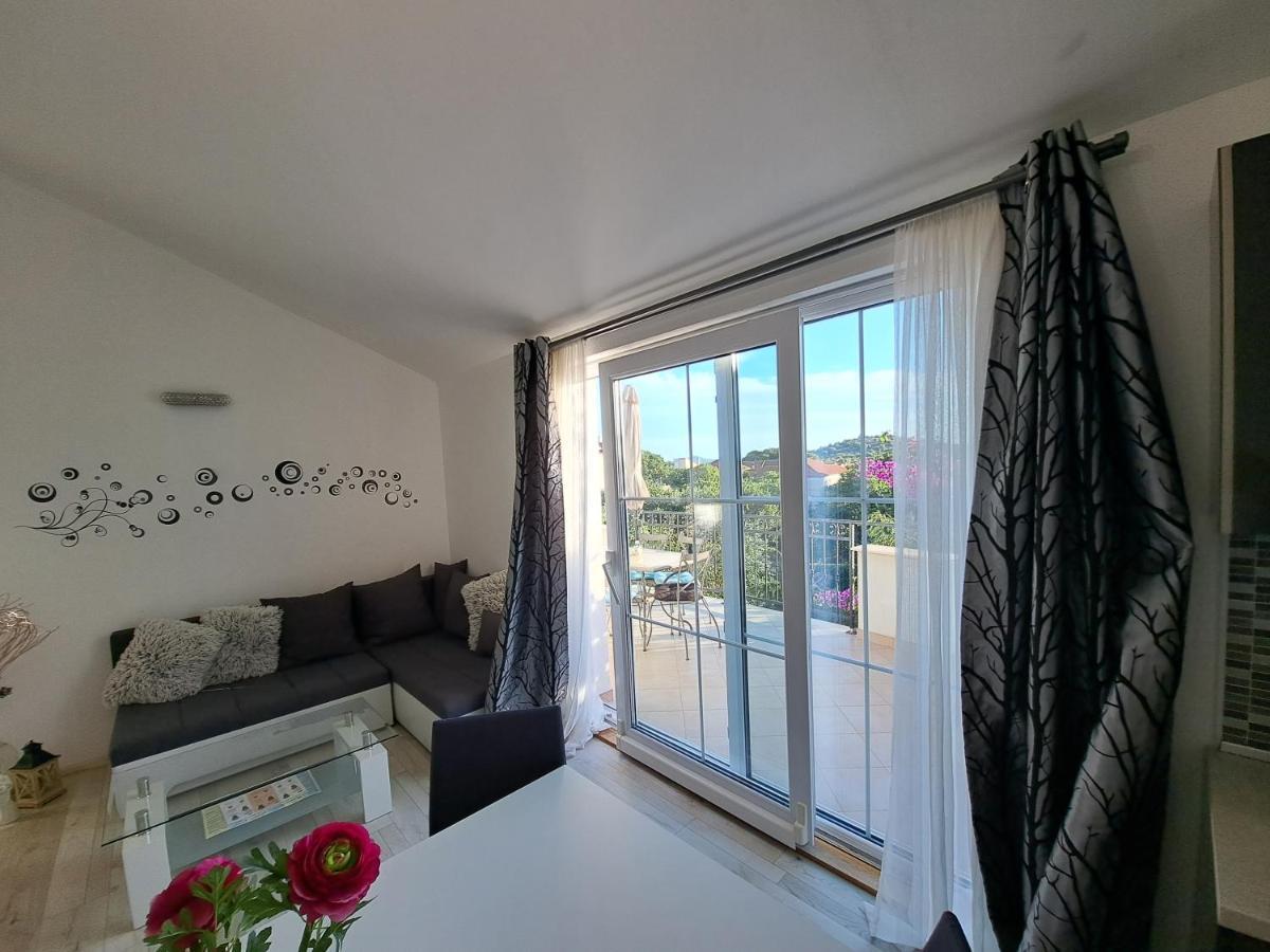 Apartment Oaza Mira